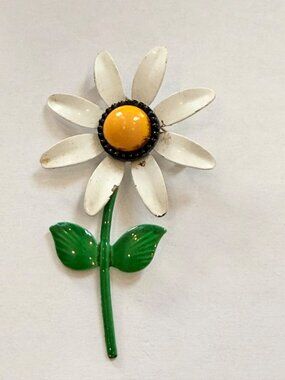 Vintage Daisy Flower Enamel Pin Brooch White & Yellow With Green Leaves 3 Inches